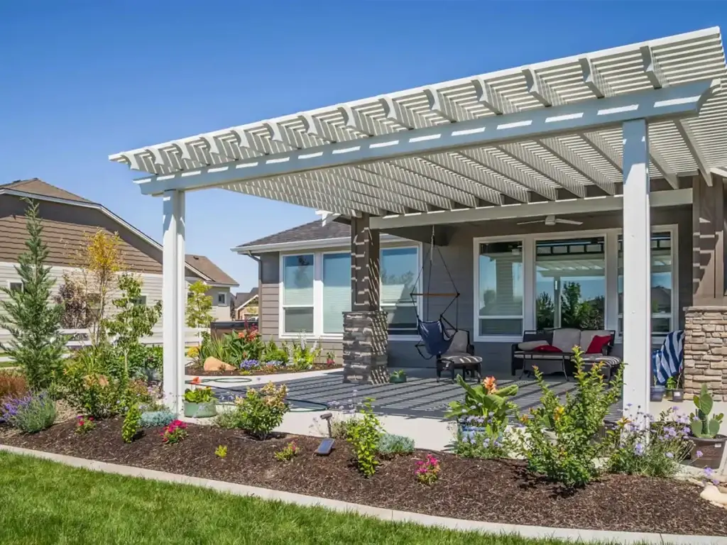 Attached pergola design on home in Treasure Valley backyard