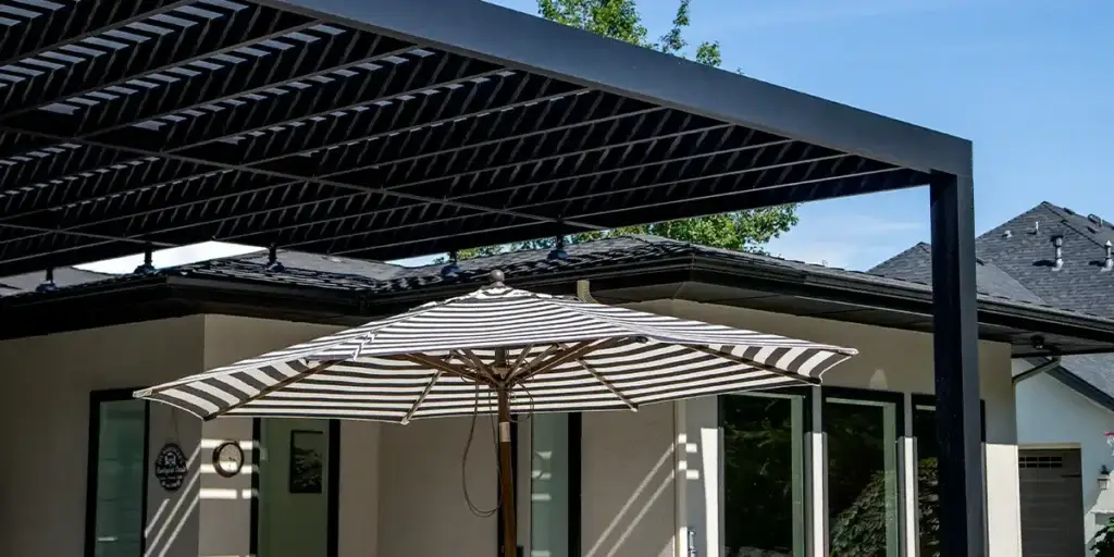 Custom pergola providing backyard shade in Treasure Valley Idaho home