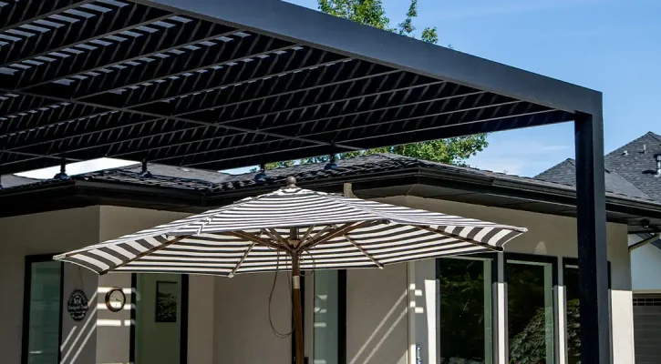 Custom pergola providing backyard shade in Treasure Valley Idaho home