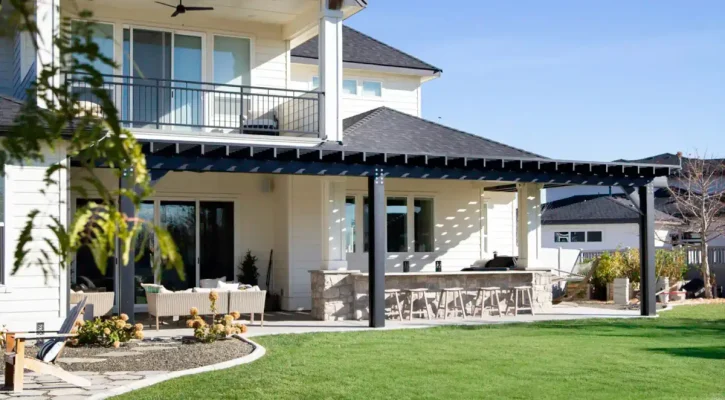 Custom aluminum pergola attached to Treasure Valley home backyard patio